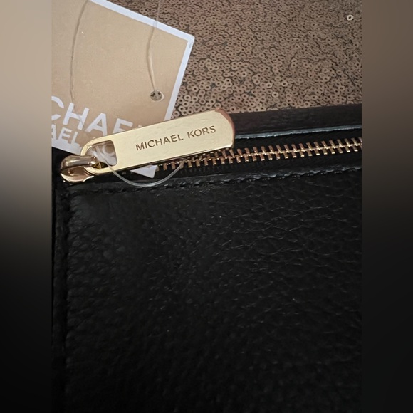 NEW MICHAEL KORS Astrid Carryall Leather Continental Wallet - Stunning! - Picture 3 of 9